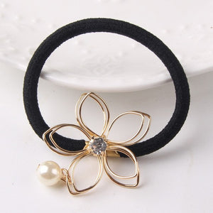 Hollow Flower Pearl Hair Tie