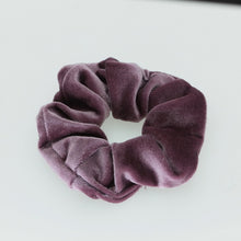 Load image into Gallery viewer, Colorful Velvet Scrunchies Hair Tie